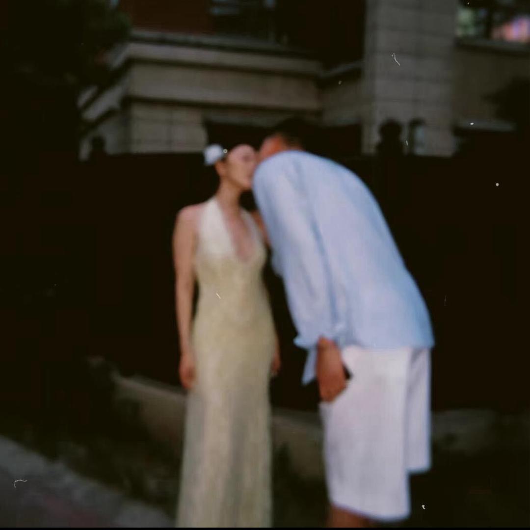 何其幸福-
