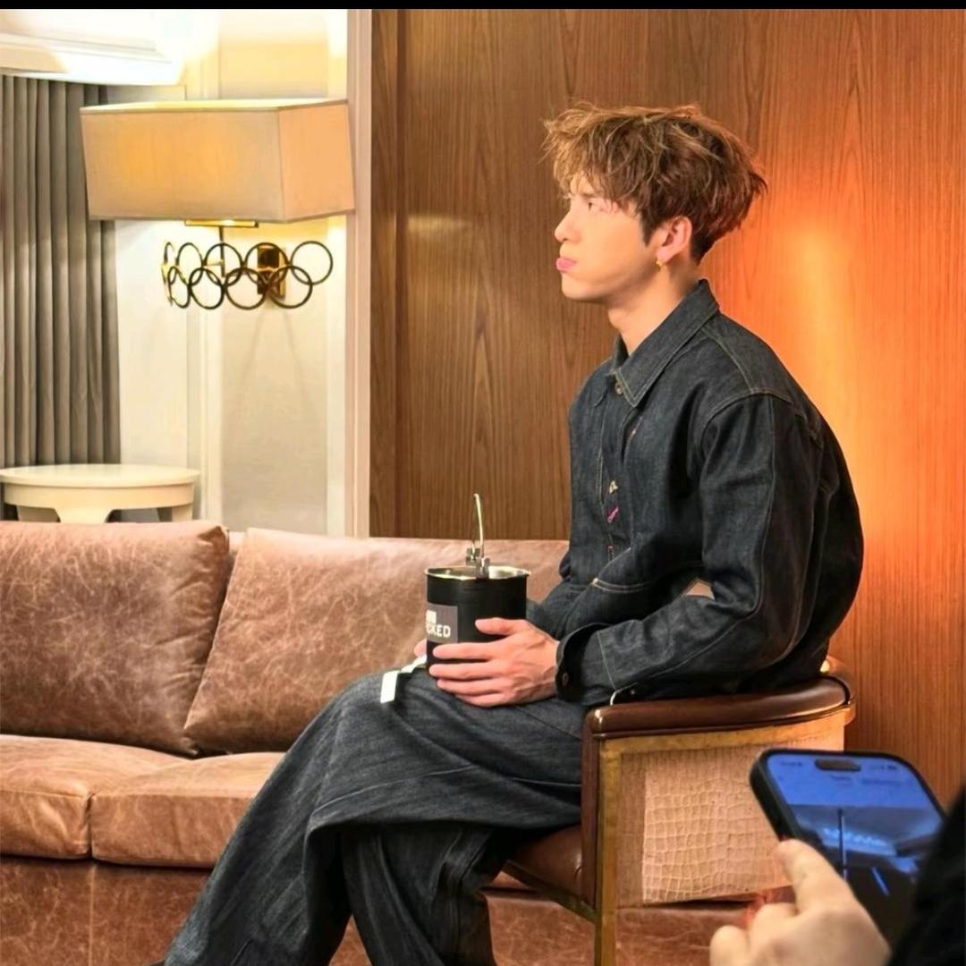 🍓啥都不董先生