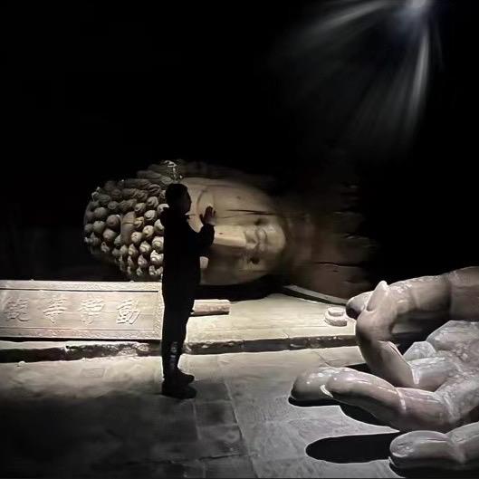 ￴ ￴ ￴￴ ￴ ￴