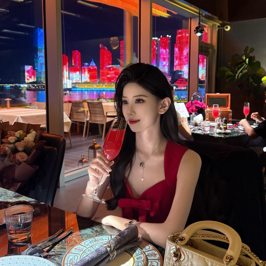 小熊睡不醒🐻