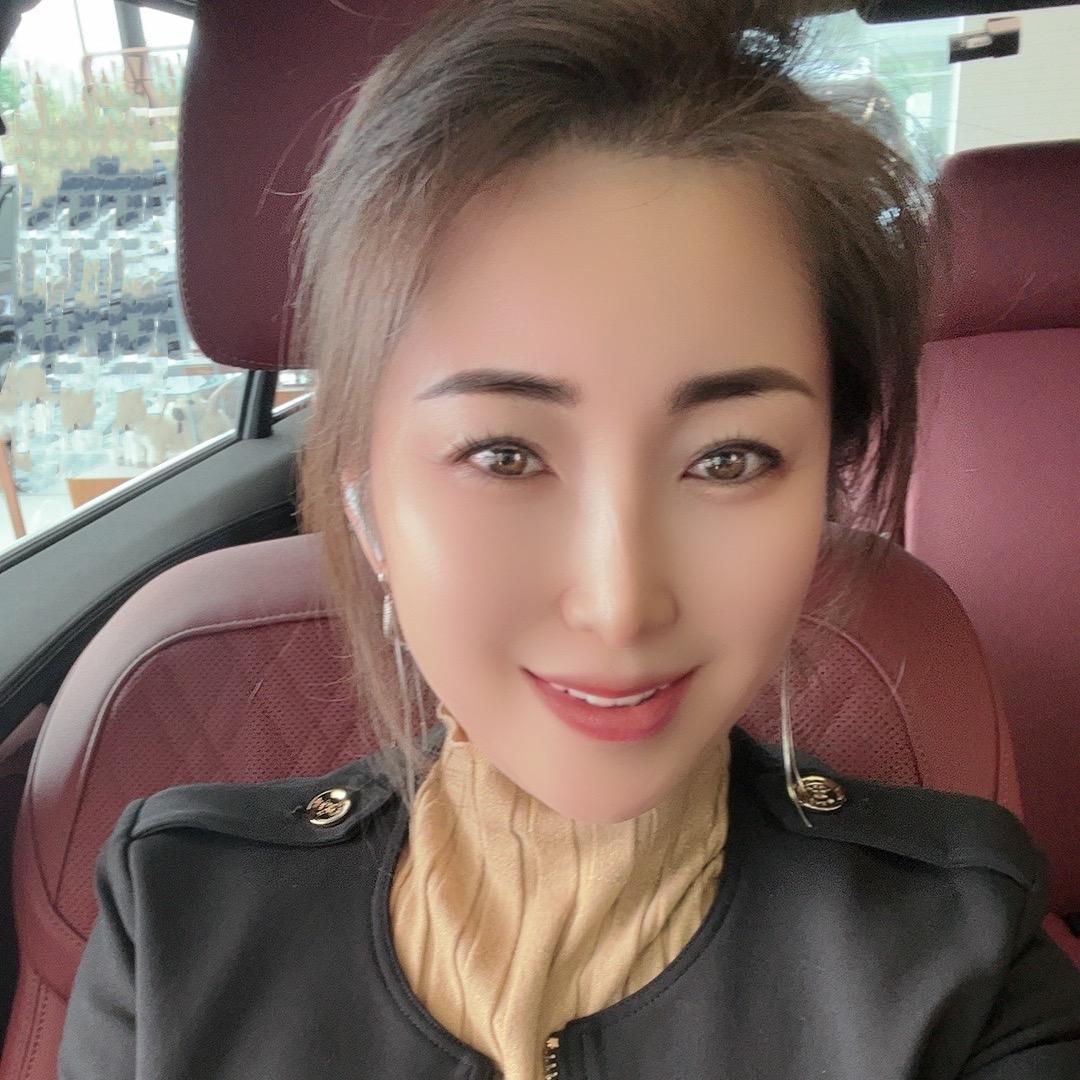 @乌兰