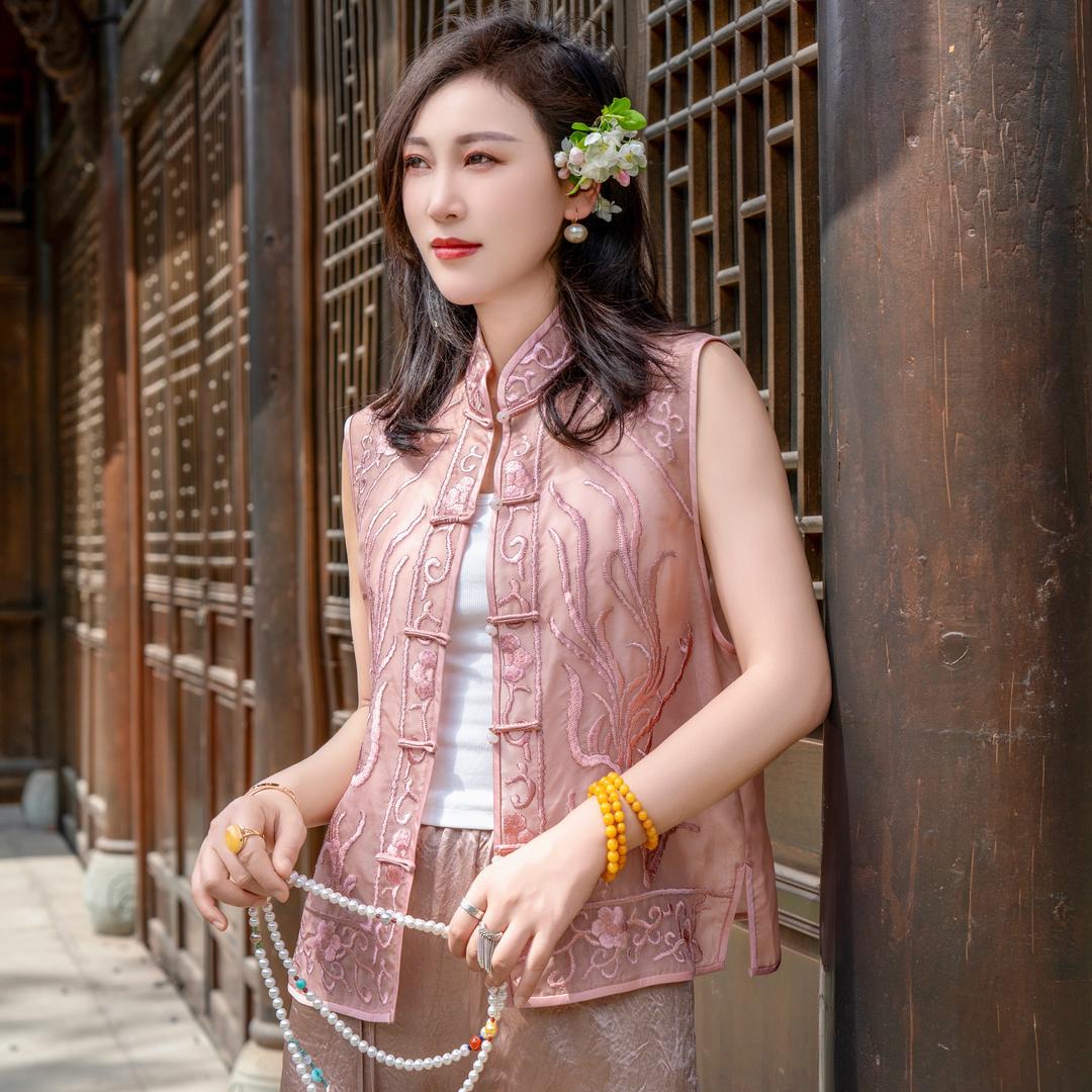 鸟巢服饰（二十年中高端女装搭配师）
