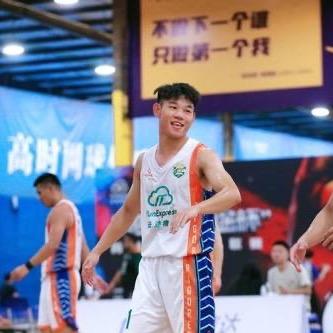 小陈_带你打篮球🏀