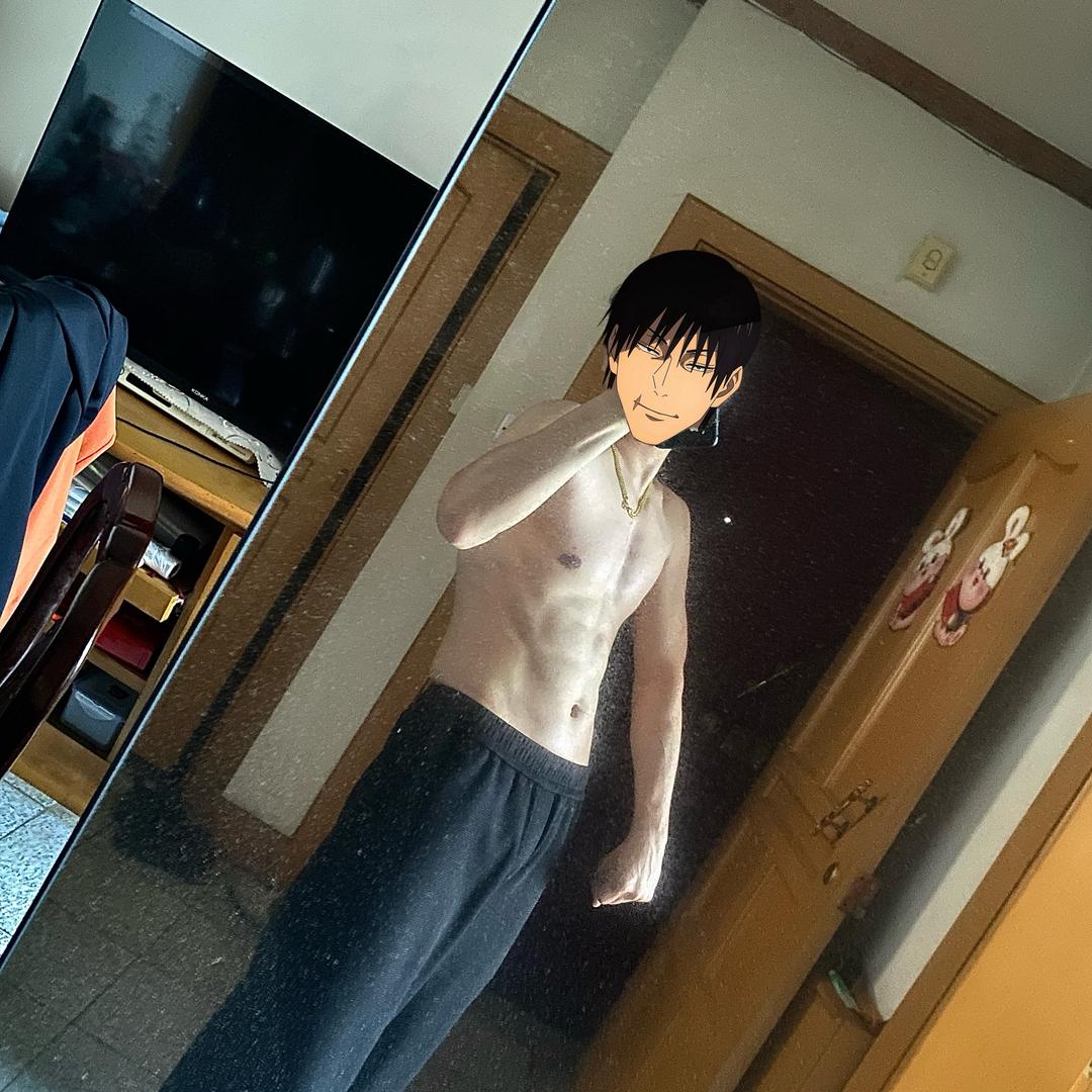 刘晓冬八块腹肌