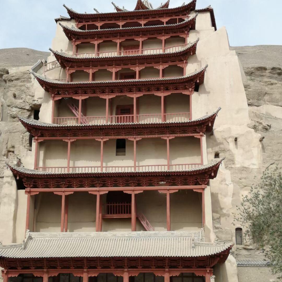 透出仏咯