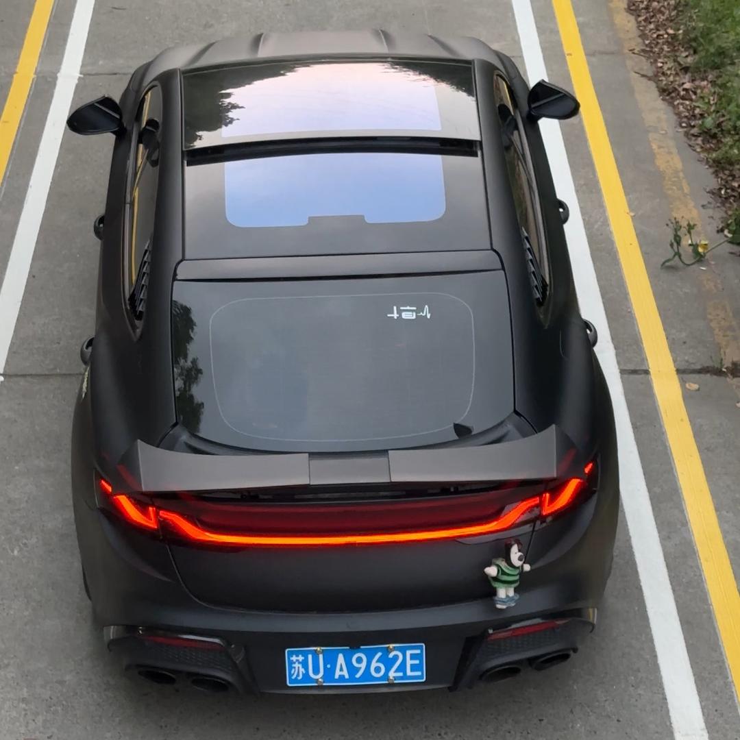 小十一爱玩车