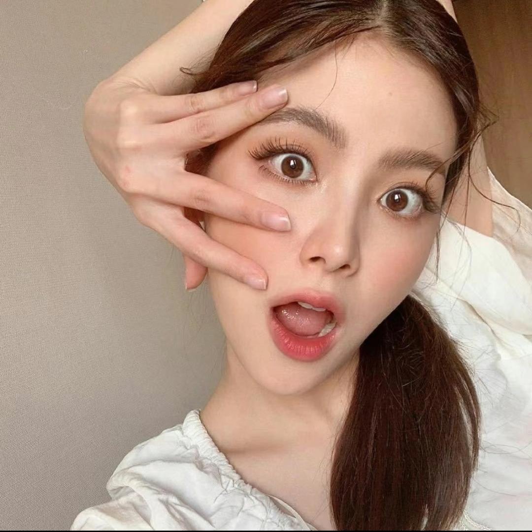 ประกาย💫✨