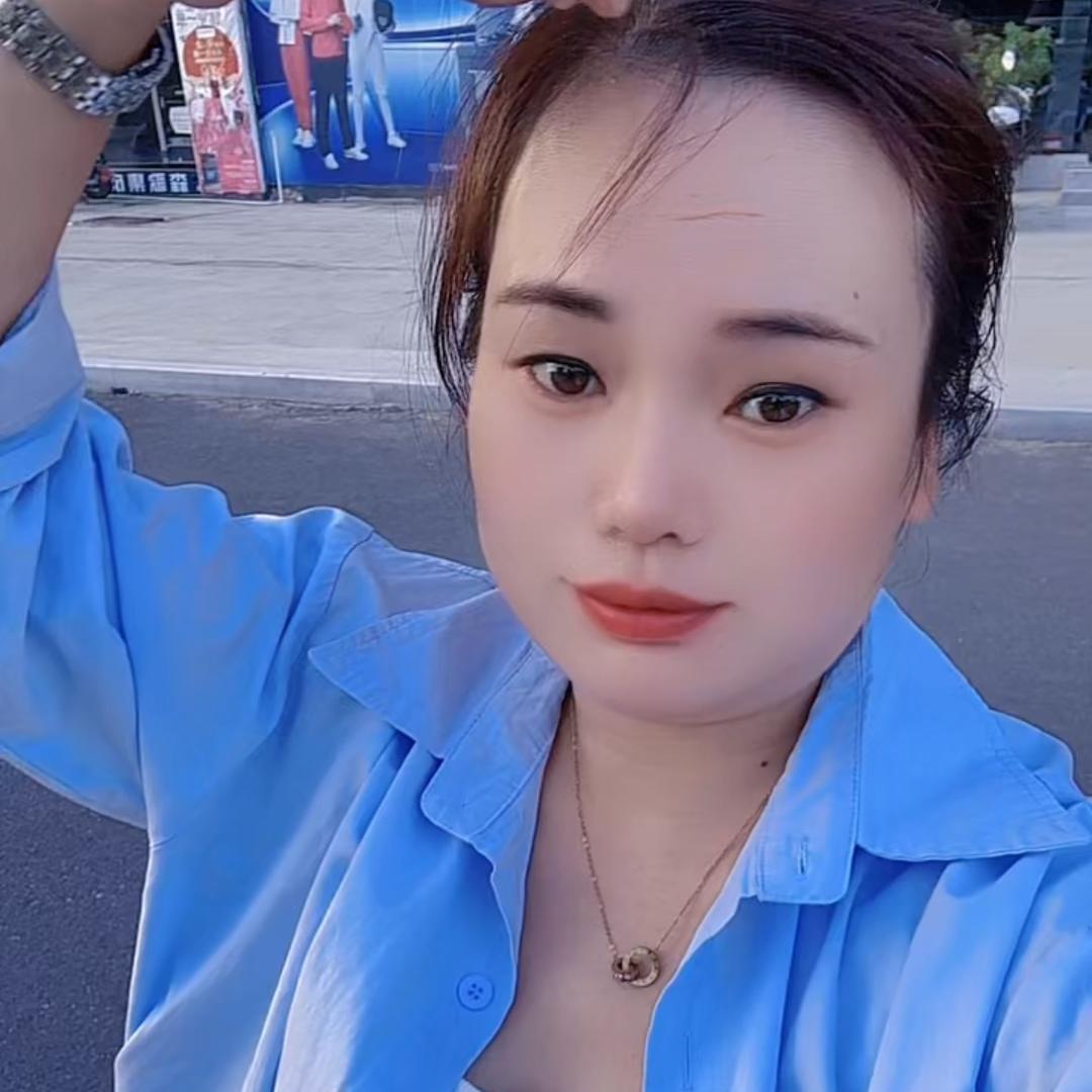 息县欧莱克瓷砖鲁艳