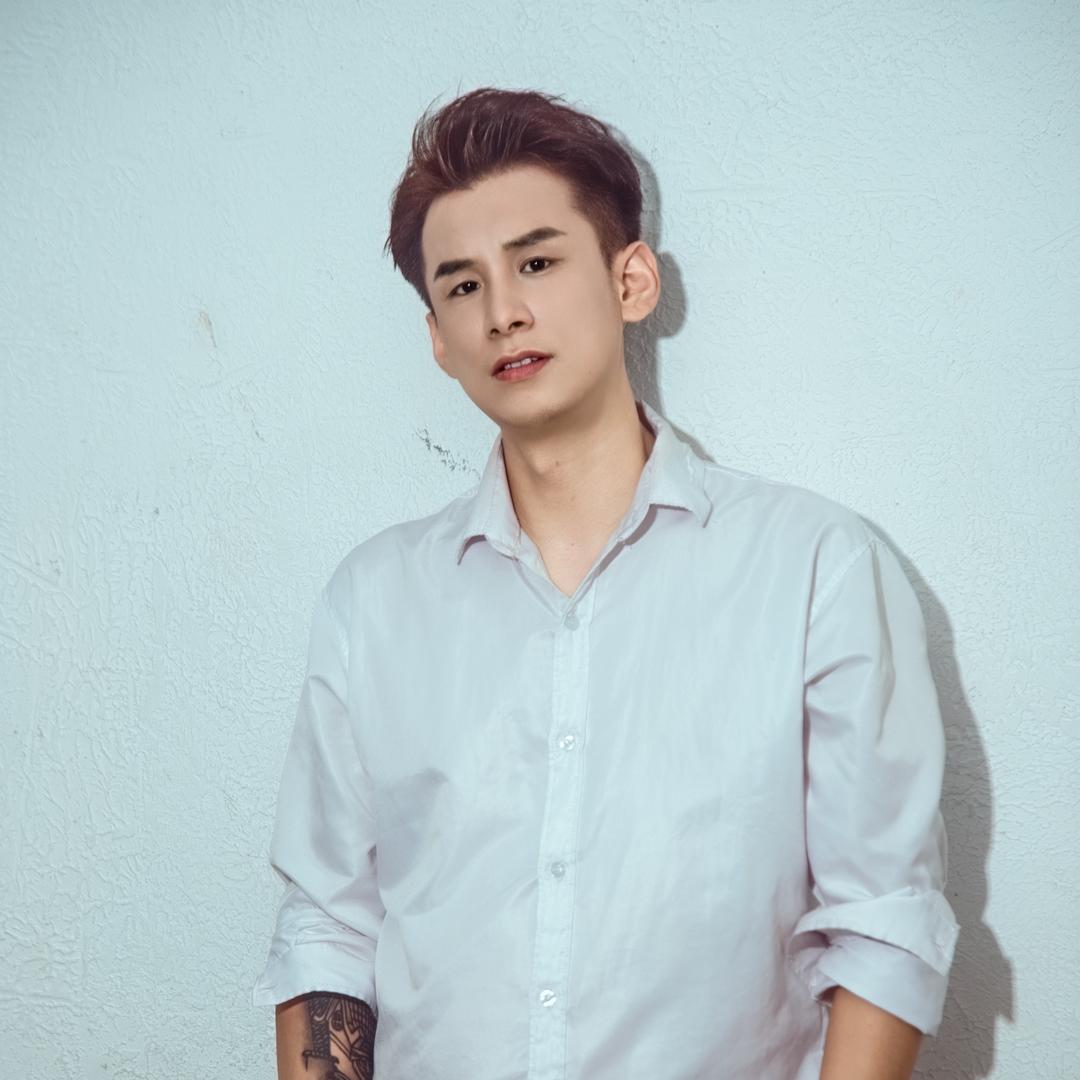 凌慧李知恩形象设计