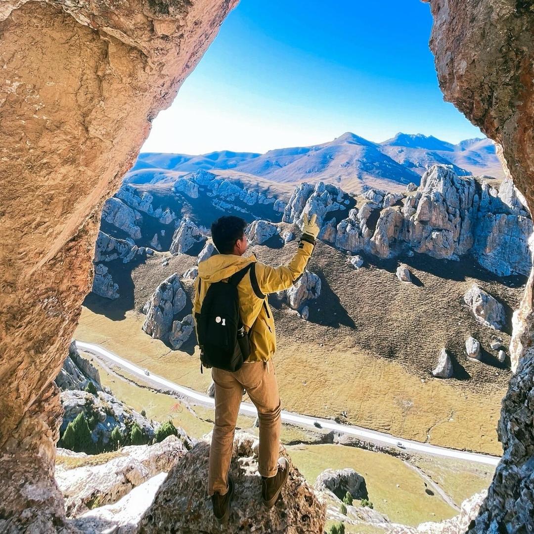 青海龙溪国际旅行社