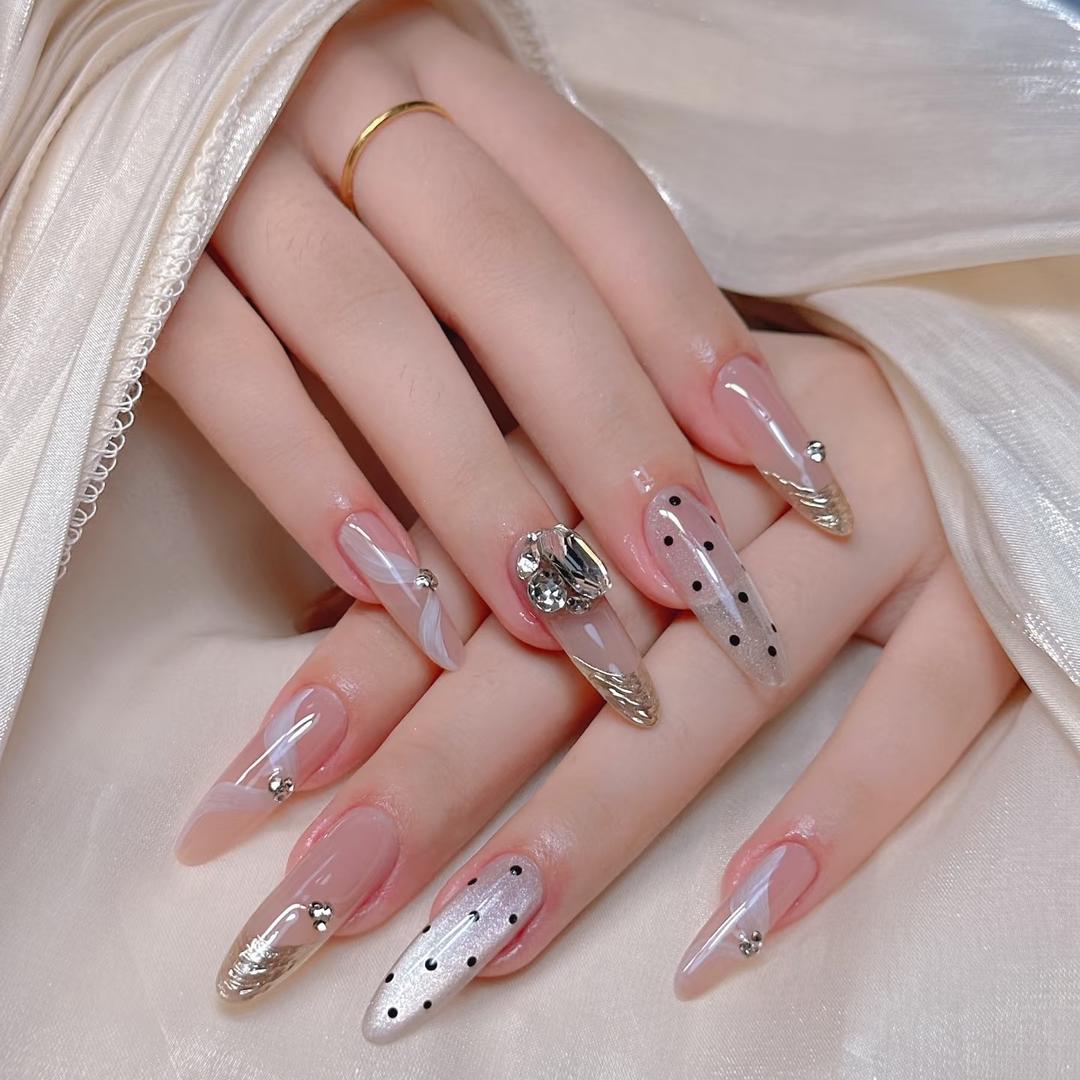 丹灶美甲美睫纹绣