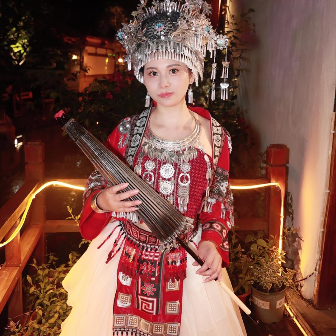 莲花朵朵、