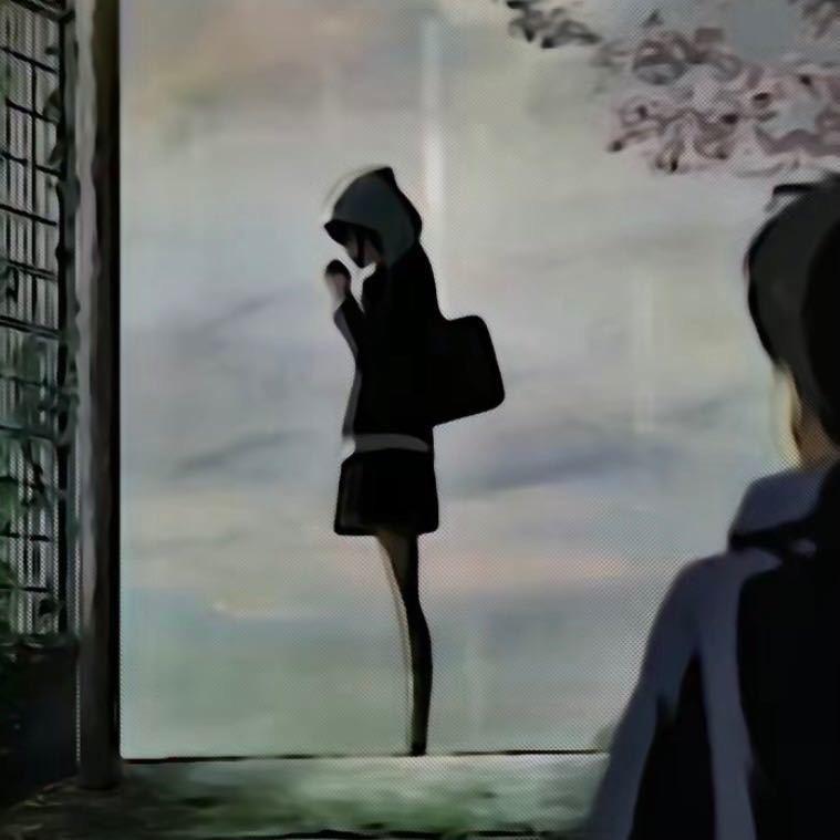 那天晚上我在旧居烧信