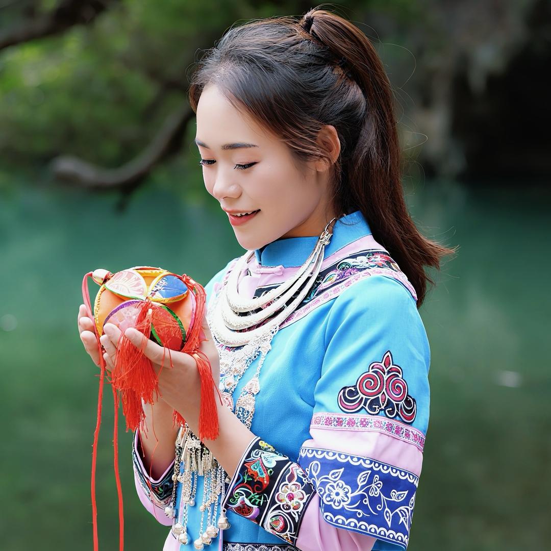 两千（韦忠秀团）