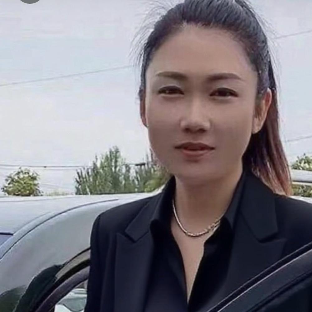 萍萍喜欢越野车