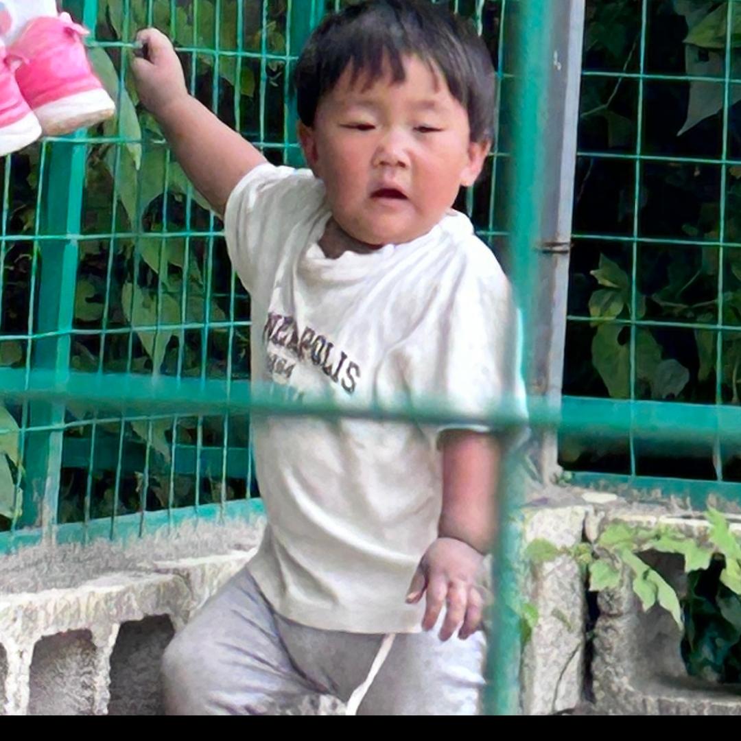 唔靖元