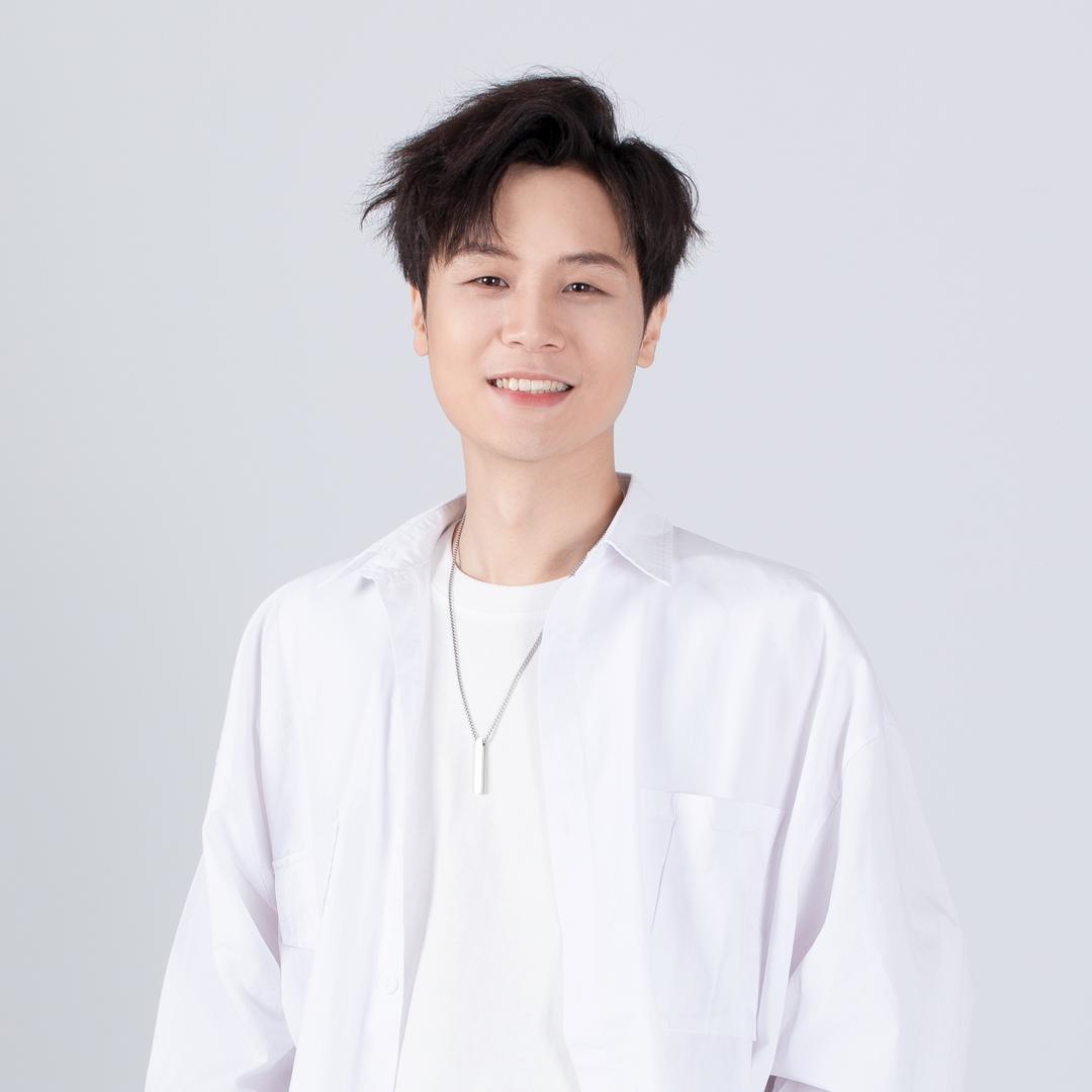 李俊毅JY