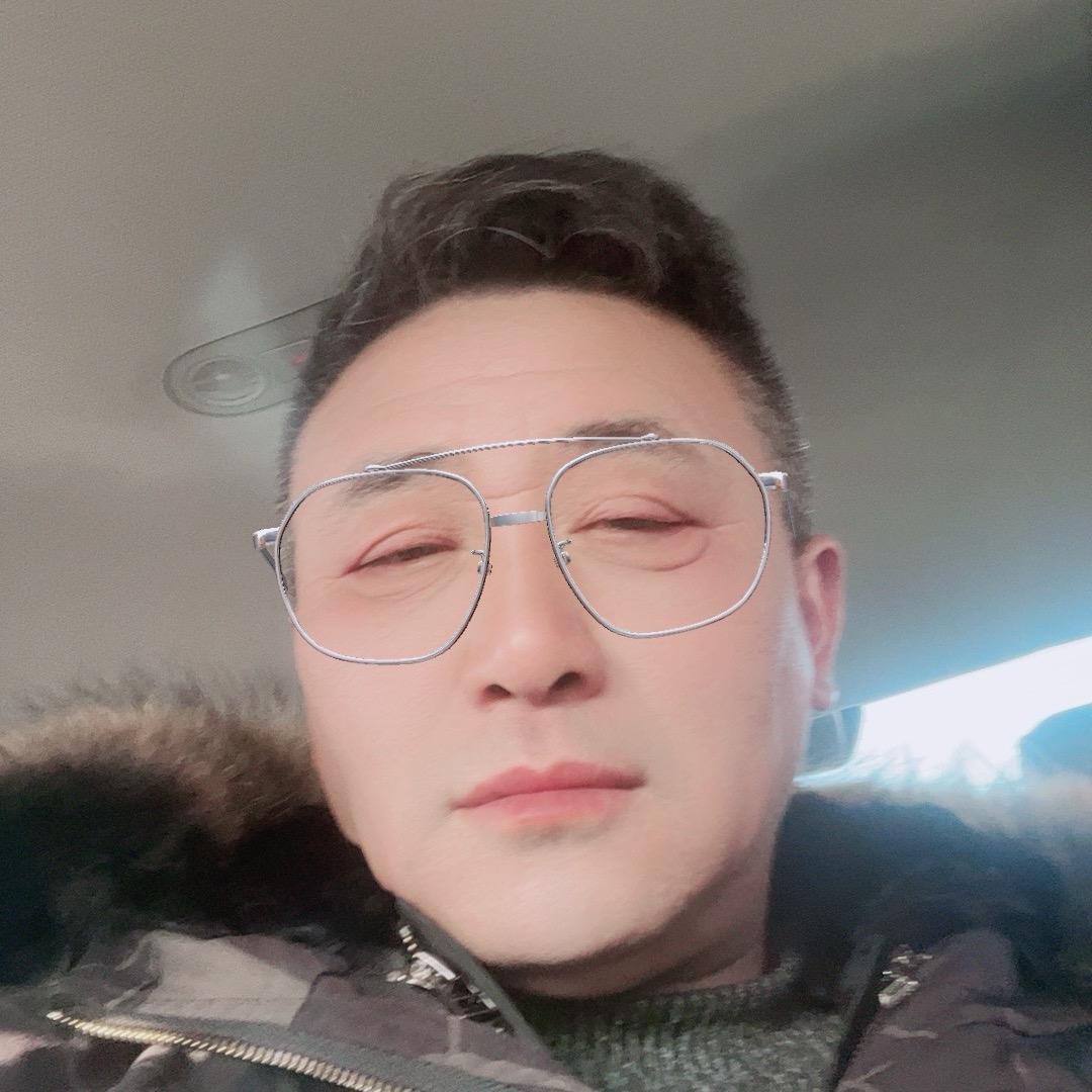 钓鱼小哥