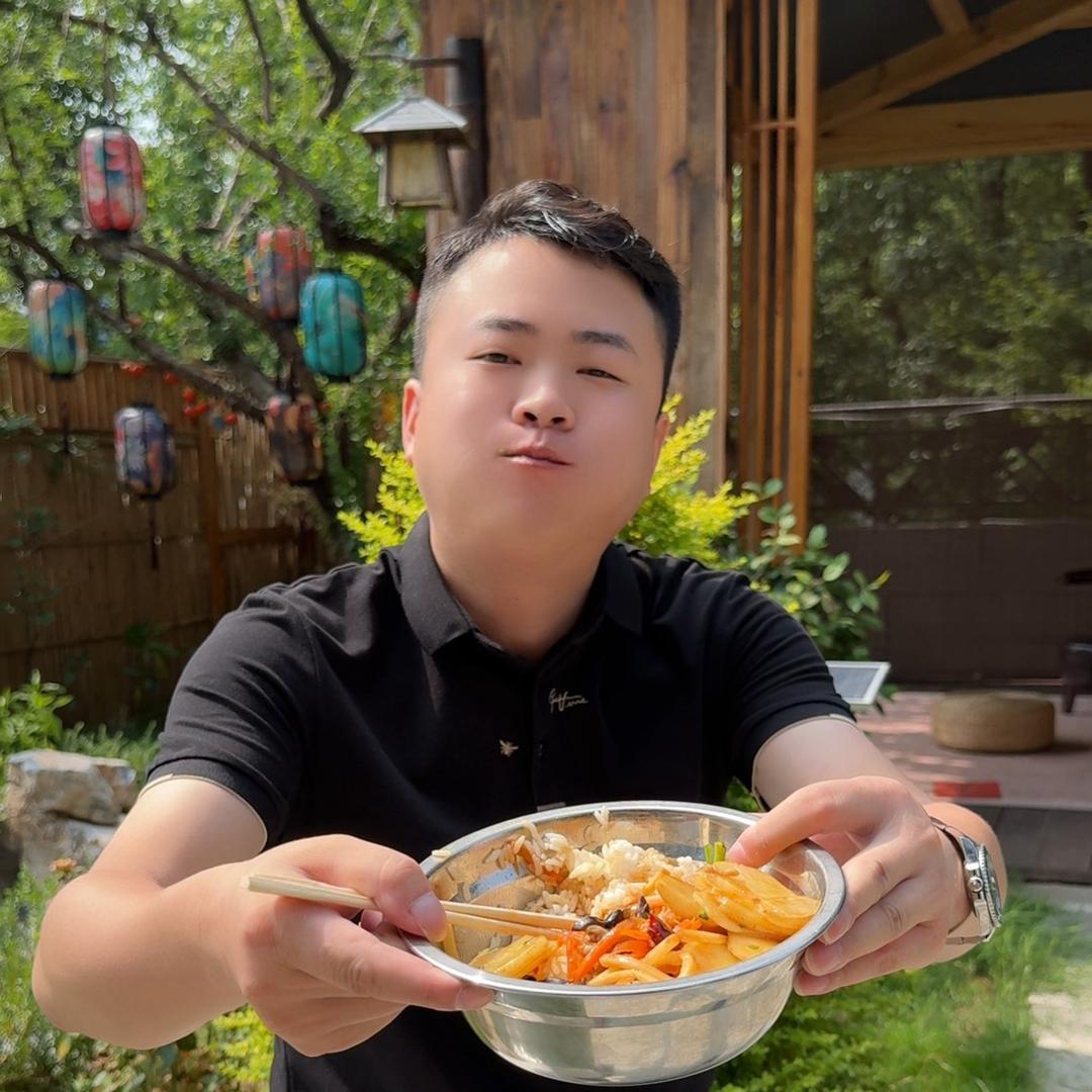 冬冬吃不饱