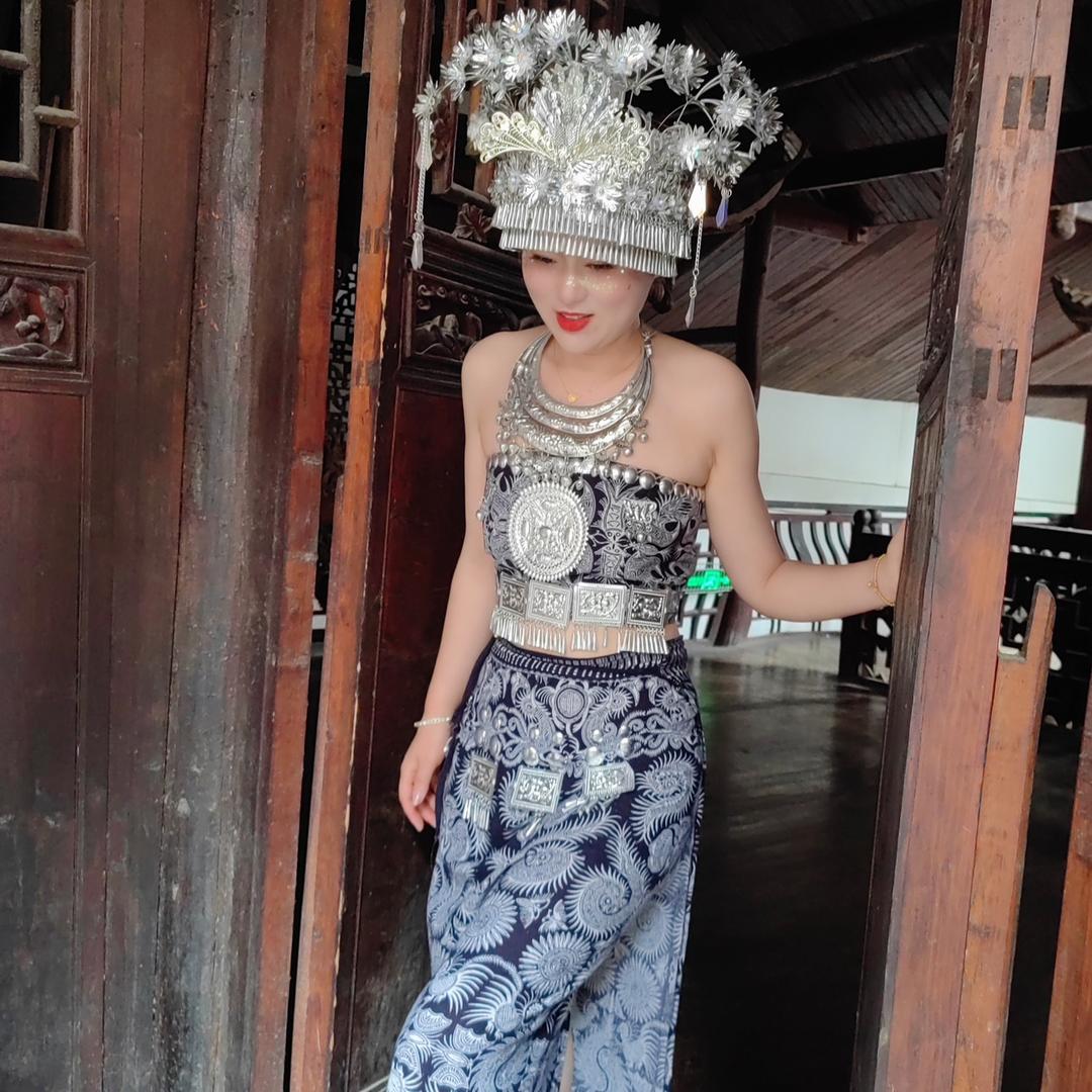 湖北咸丰👉🏻小村姑娘👈🏻