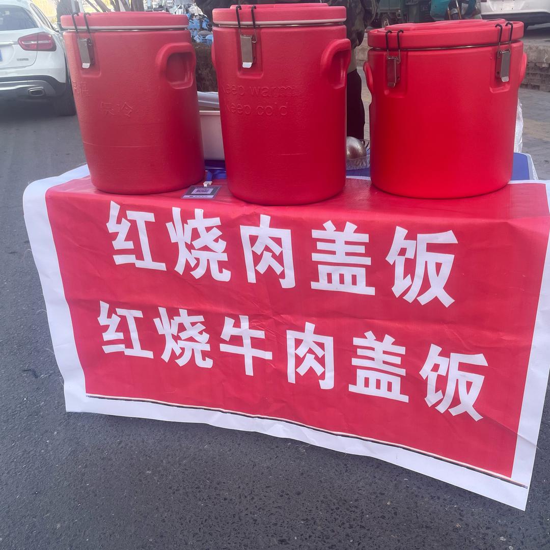 银川张氏私房红烧肉，辣子鸡