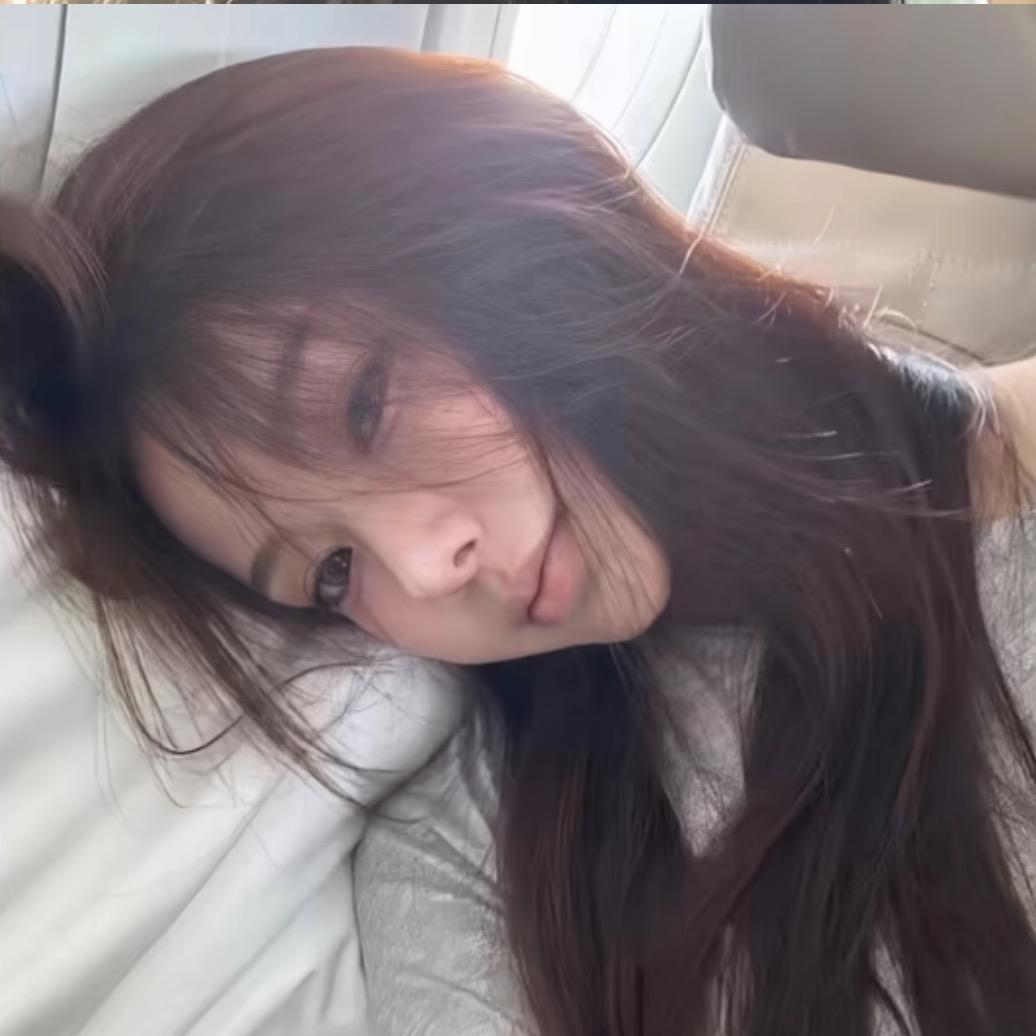 開心小魚.