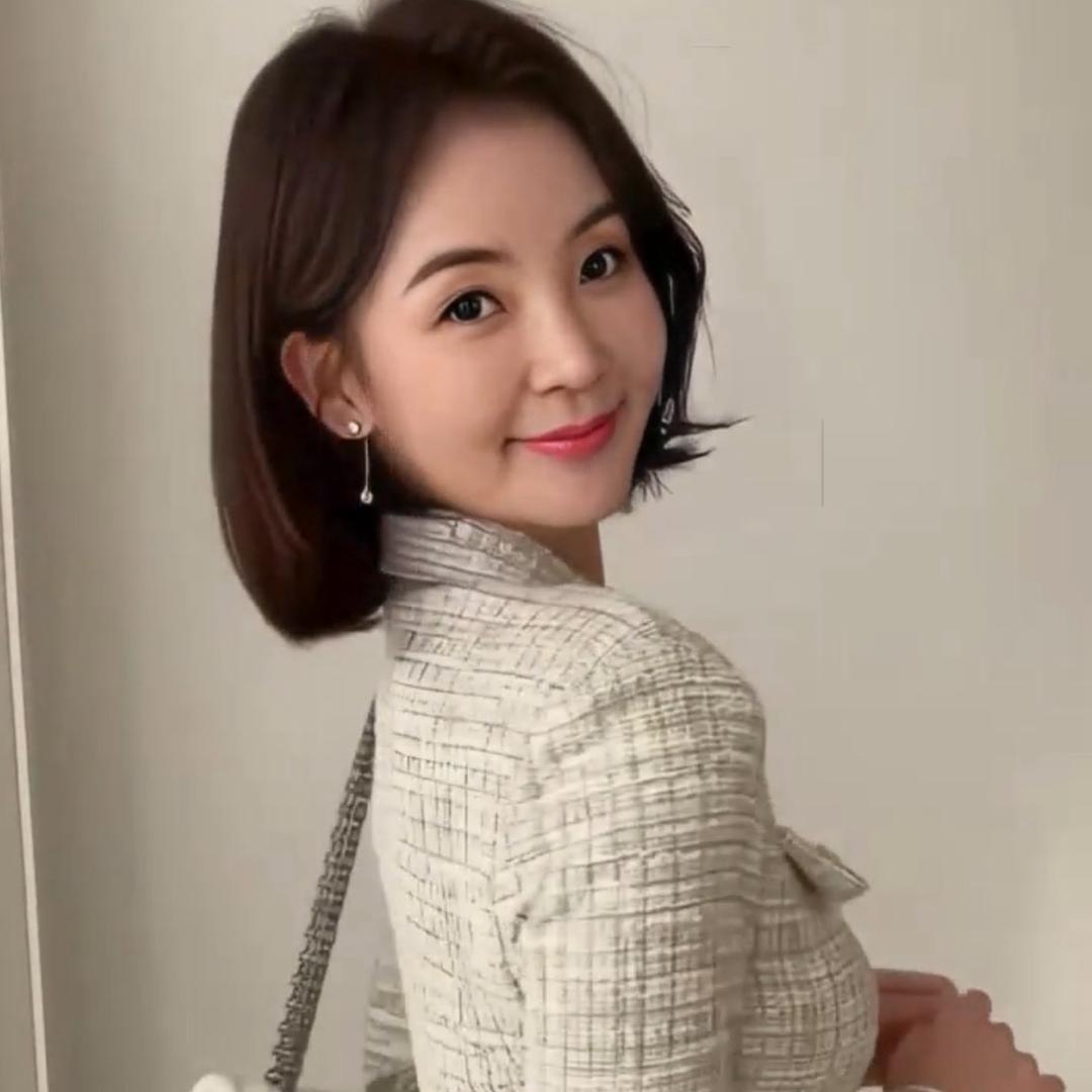语颜绯