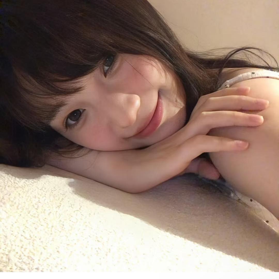 HH.