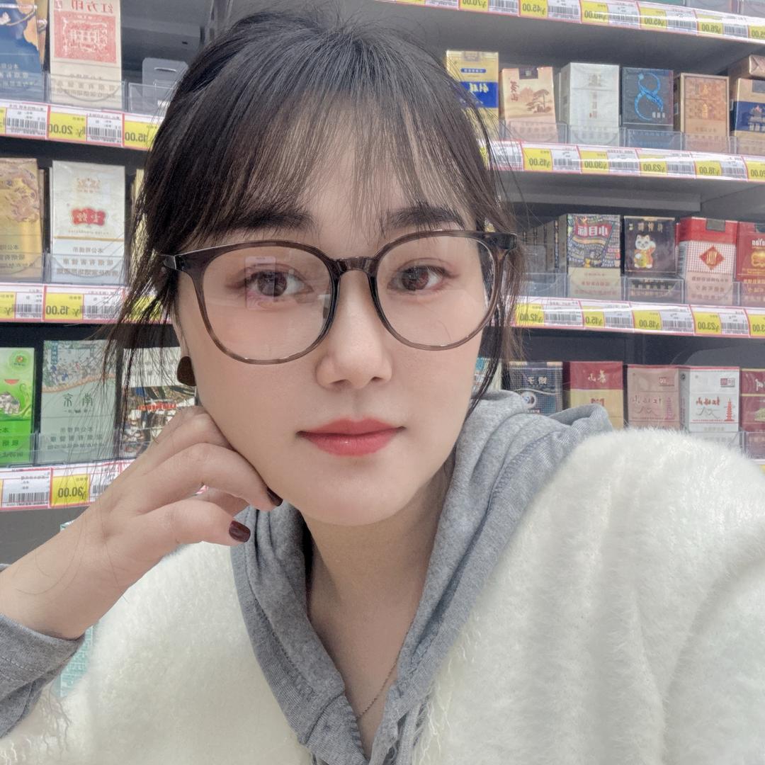 屋顶上的橙子味🍊