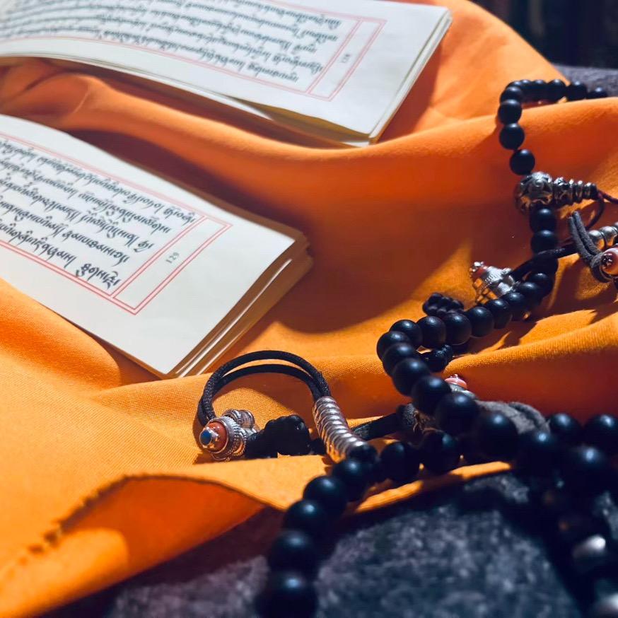 ཉི་ཟེར།🥀
