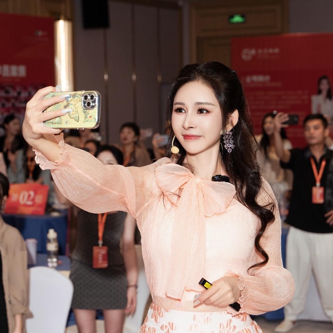 叶子美业流量