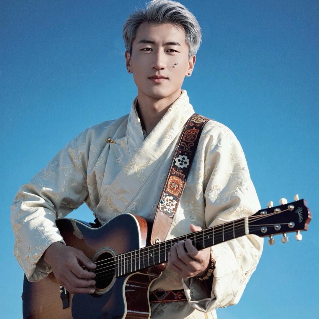 གླིང་བུ་།岭无