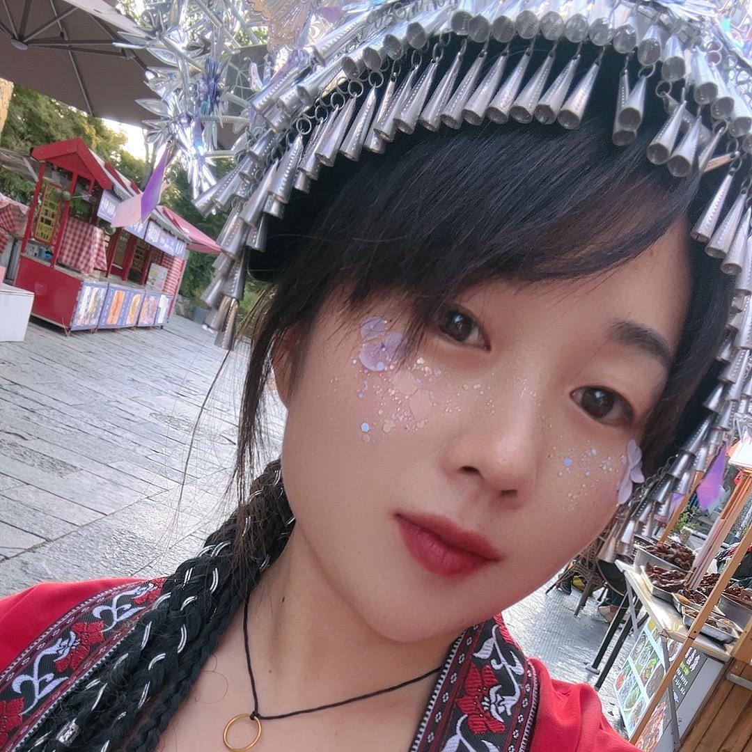 张小妹土特产八面山导游顾问