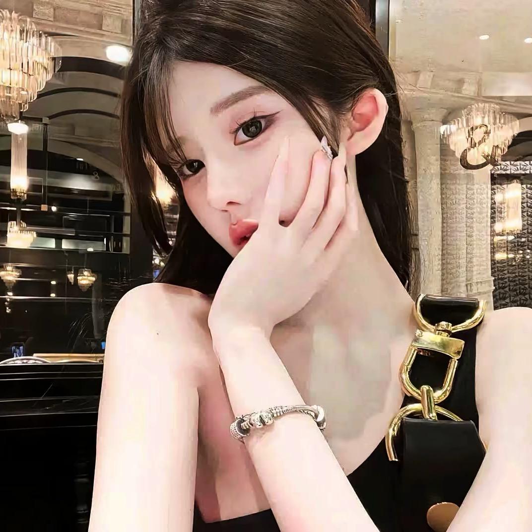 于是…