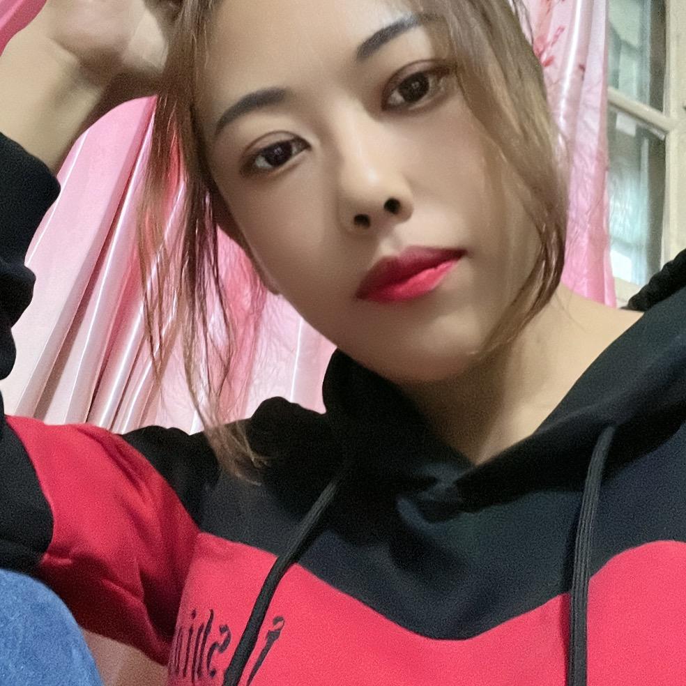 叶子🎤（晚上10点以后开播）