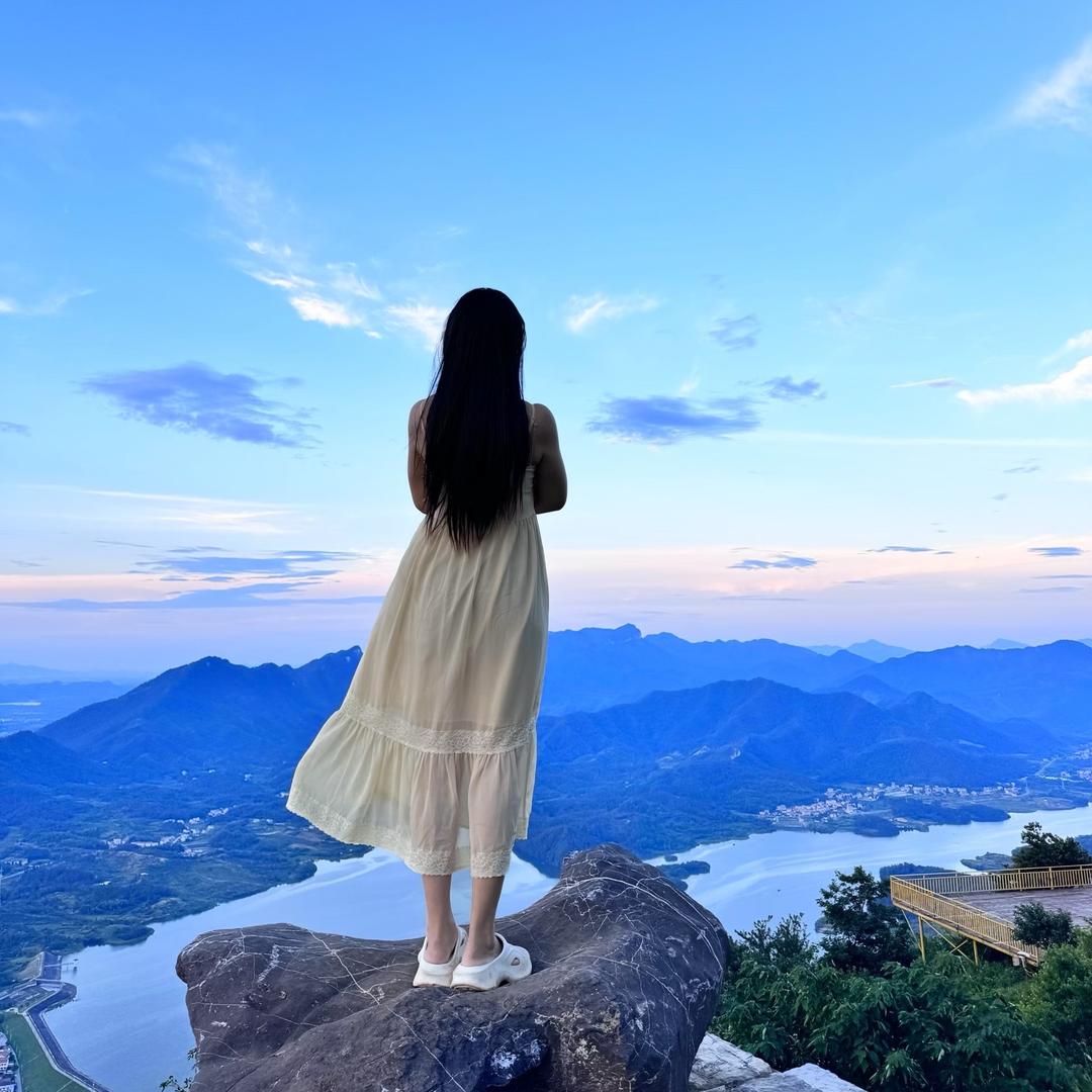 @静静探咸宁
