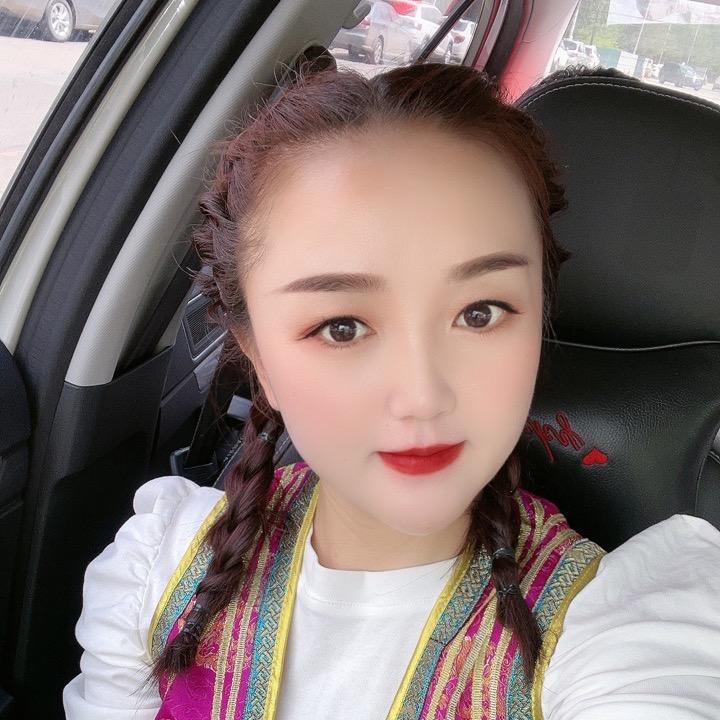 草原女孩娜娜