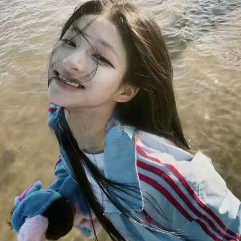 和女孩说话会脸红.