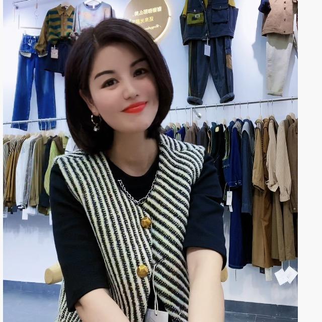 鄱阳县谢家滩燕平服饰店