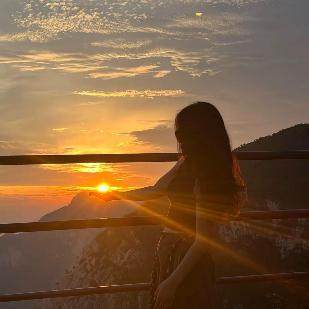 潮女郎女装集合店