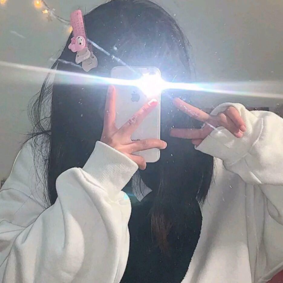 涵梓.^