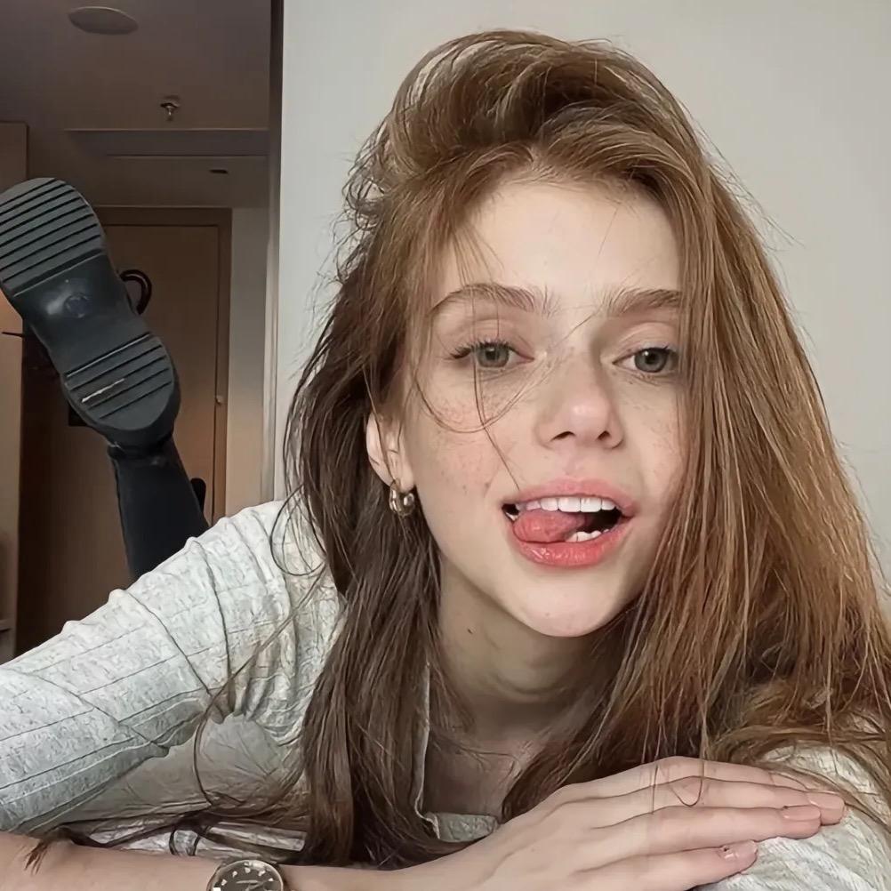 Mira_小姐