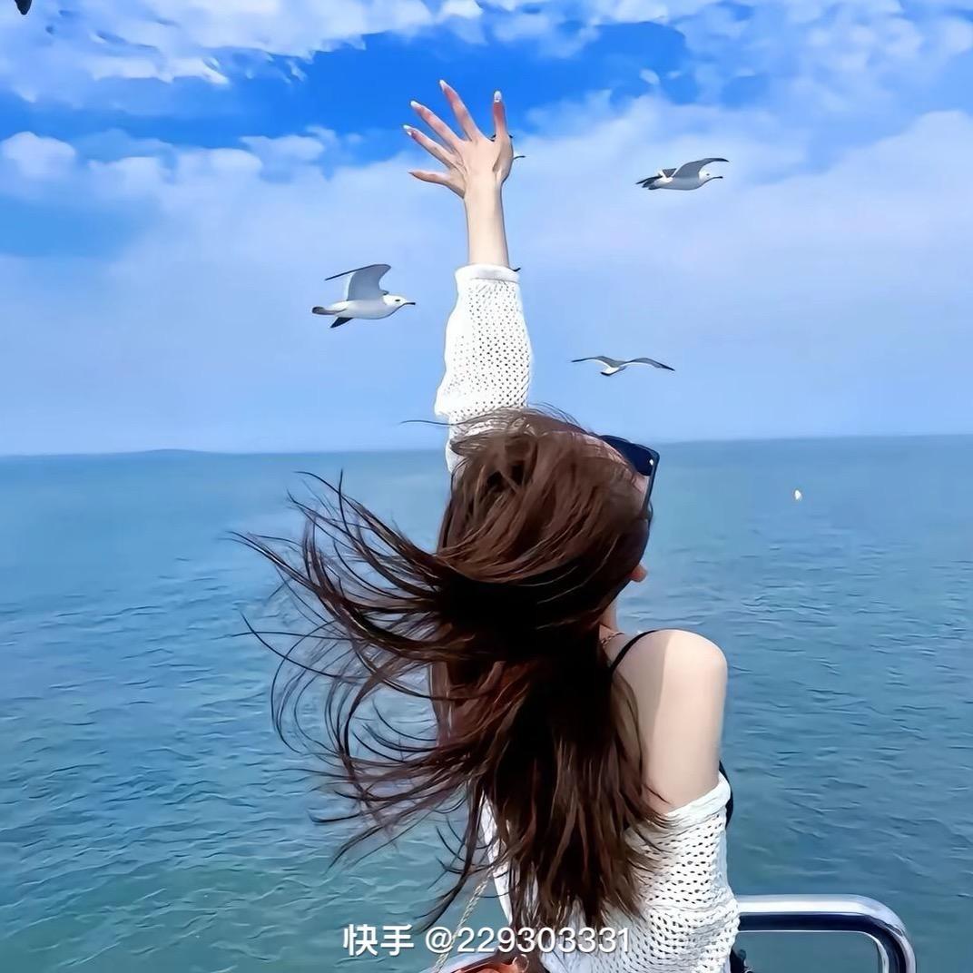小瓶盖Dan