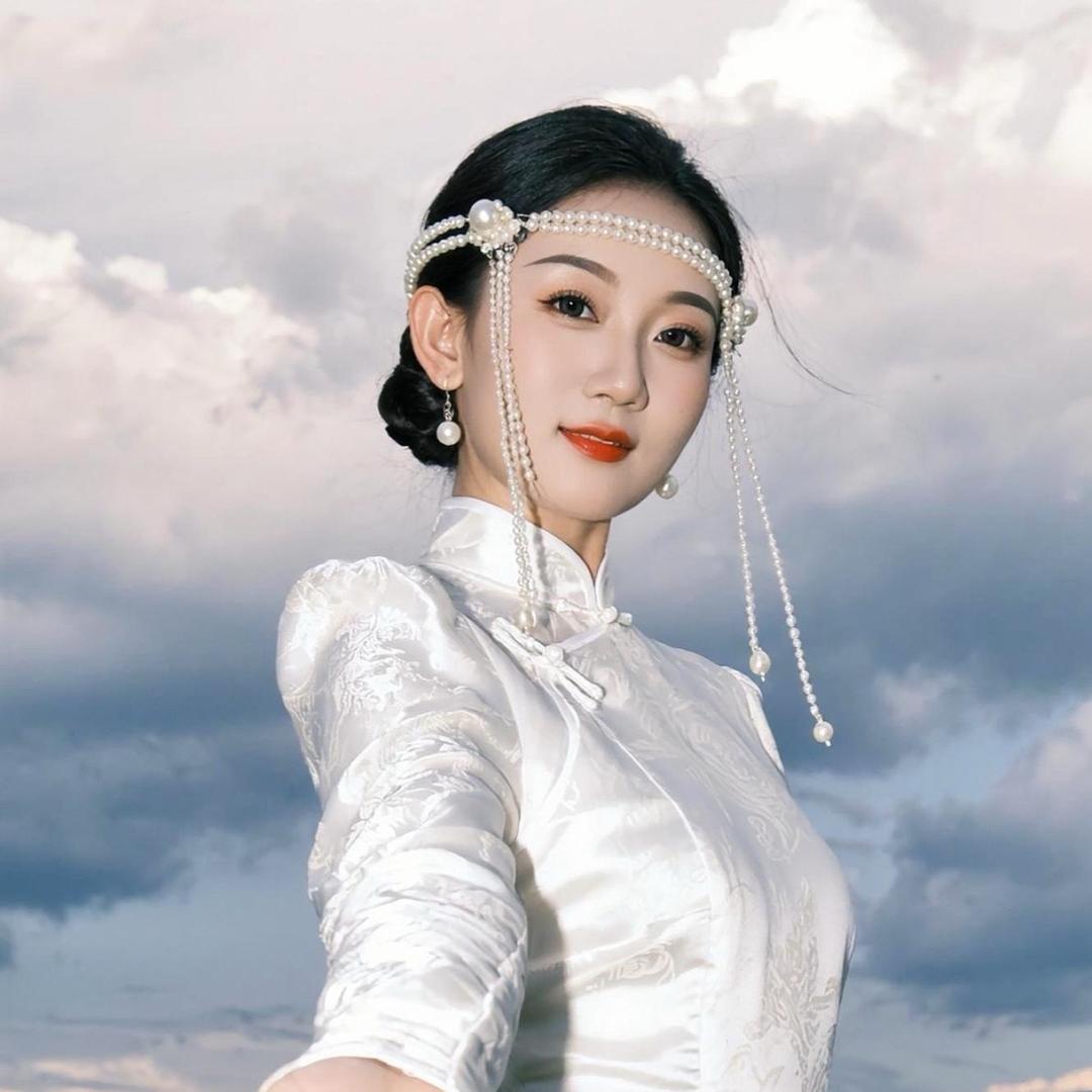 仙女不讲Li