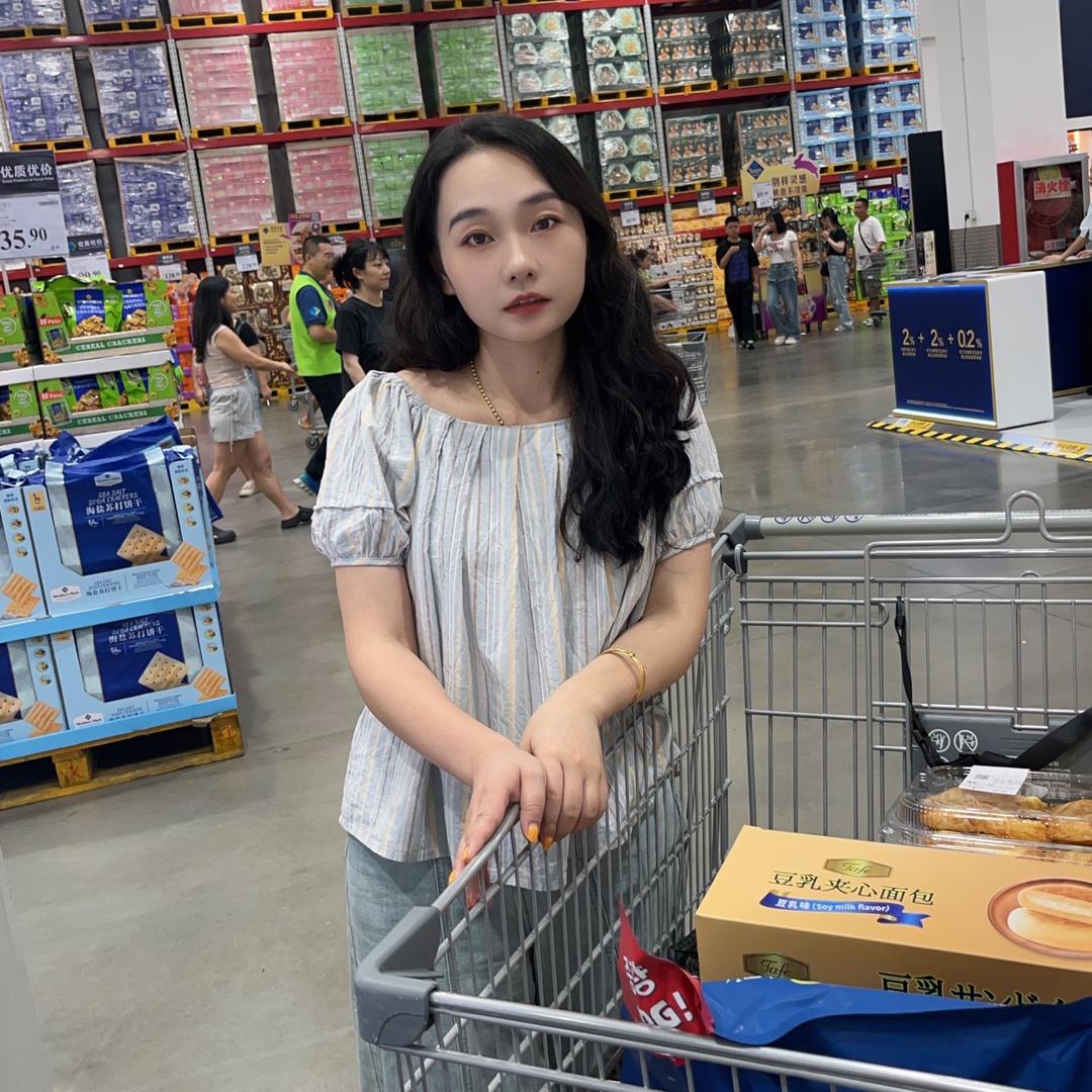 丰城杭盛装甲大门顾意门窗 一 蔡小妞✨