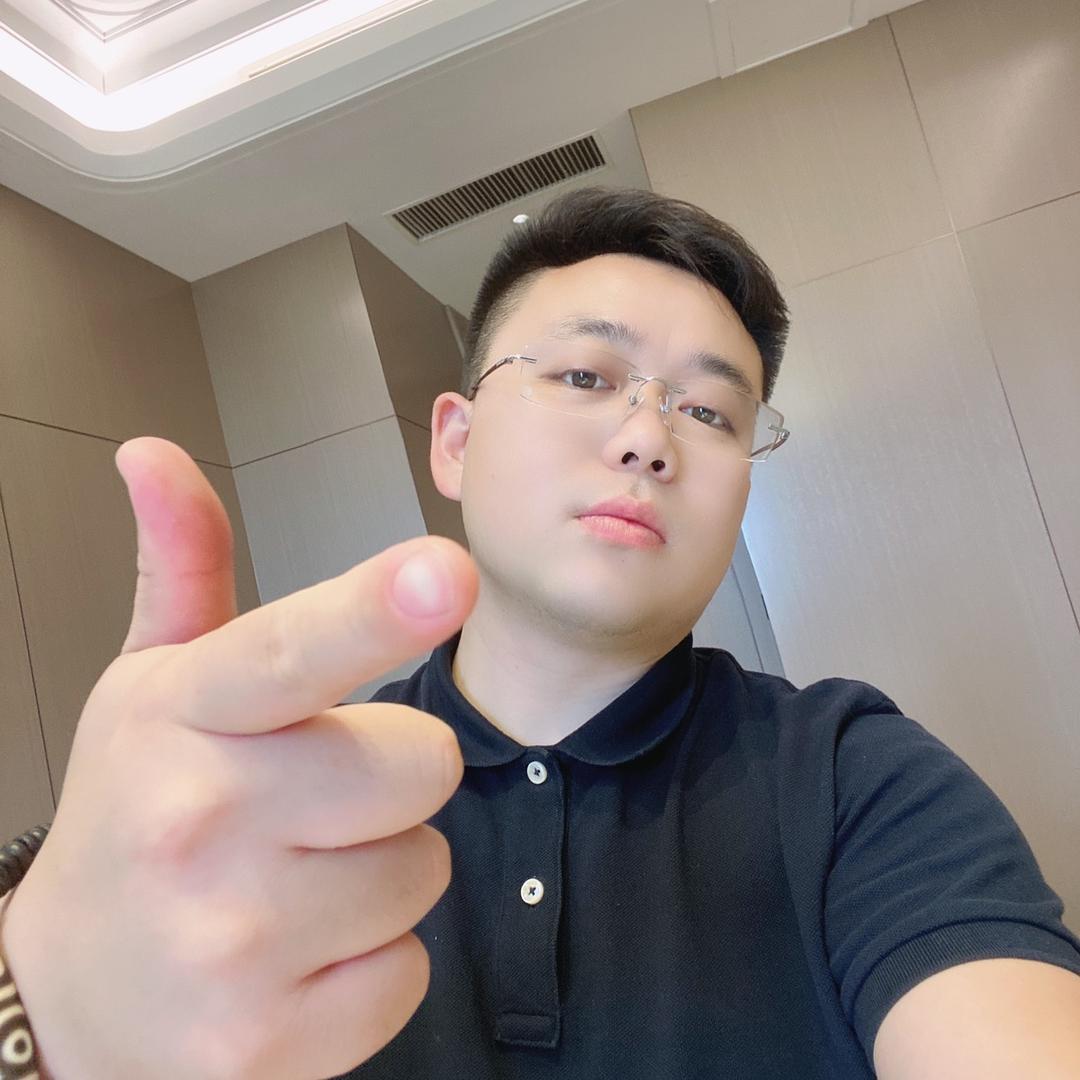 李硕