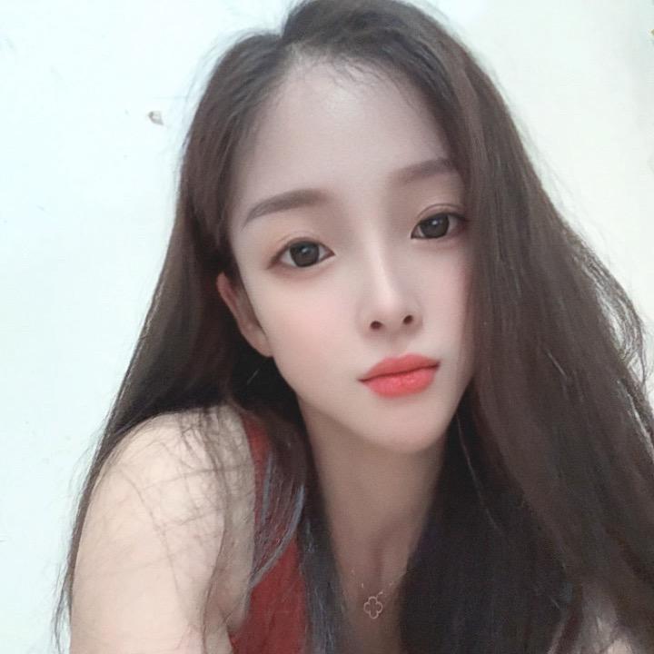 🌹黄玫瑰🌹🐍🫦