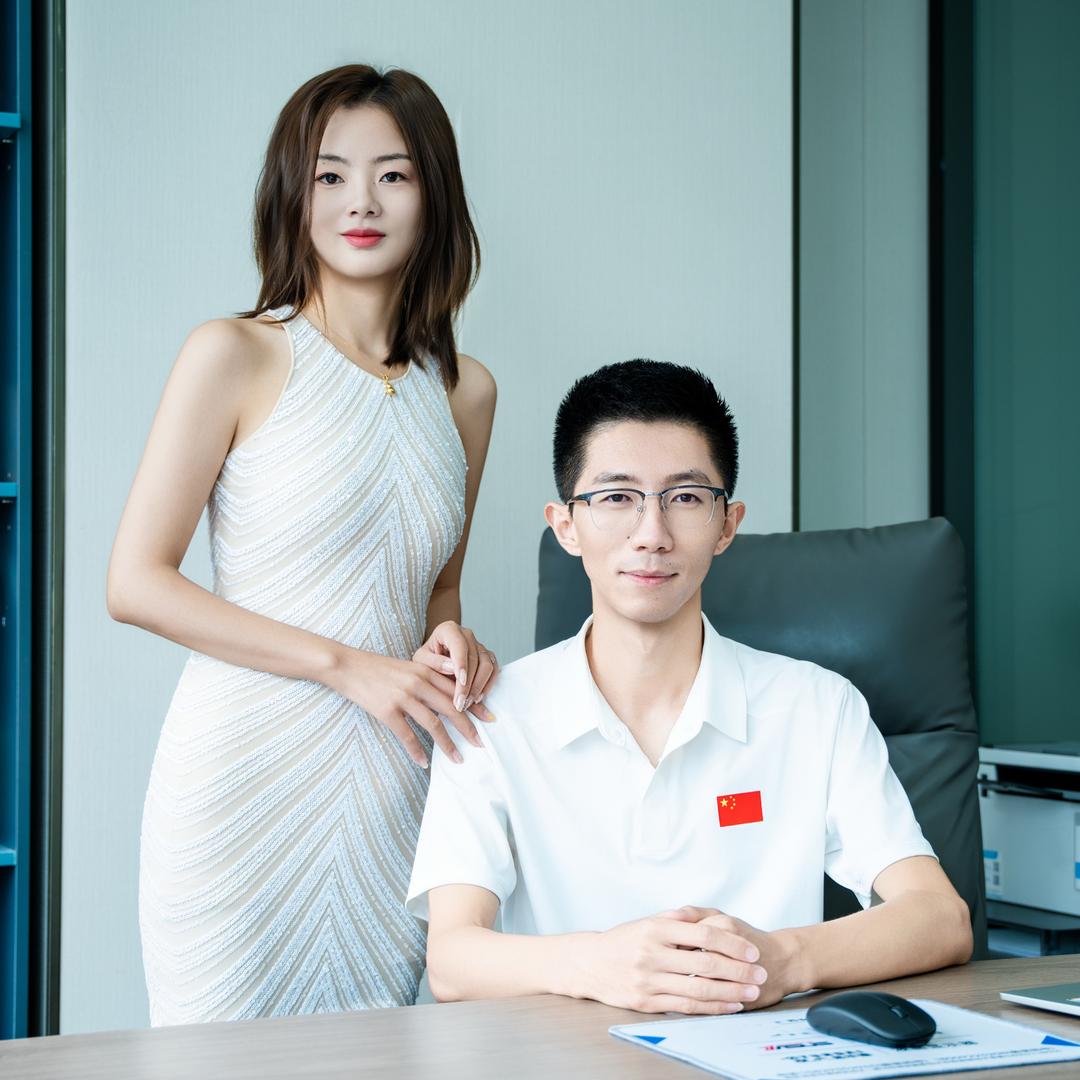 小夫妻爱看房