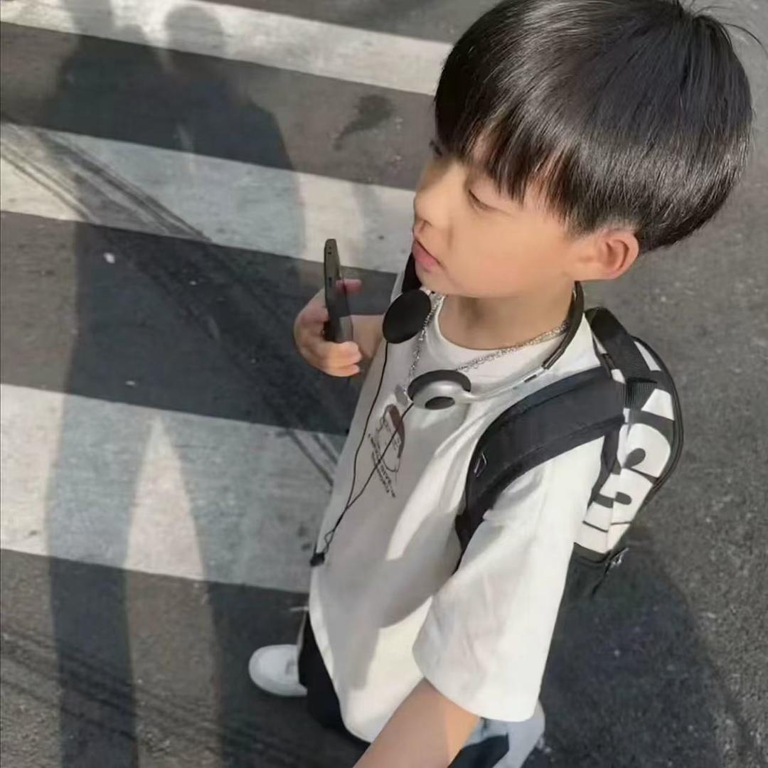 孑.