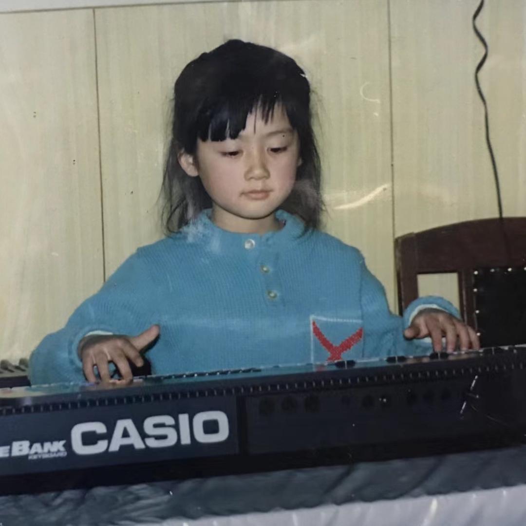周莹Piano